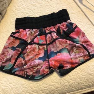 Lululemon Hotty Hot Flower Shorts